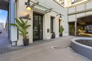 Photo #4: ML82036627 Listing