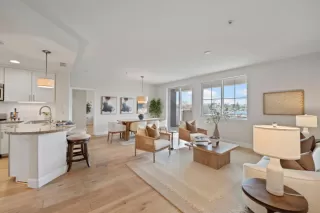 Photo #6: ML82036643 Listing 