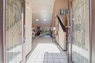 Photo #6: ML82036681 Listing 