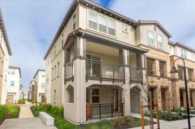 MLS: ML82036787 Condo For Sale