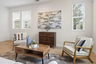 Photo #4: ML82036802 Listing