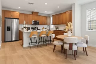 Photo #5: ML82036802 Listing