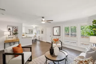 Photo #2: ML82036809 Listing 