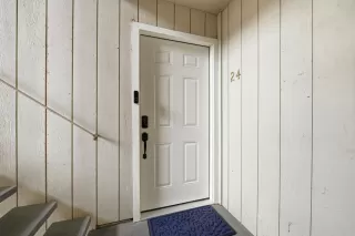 Photo #6: ML82036835 Listing 