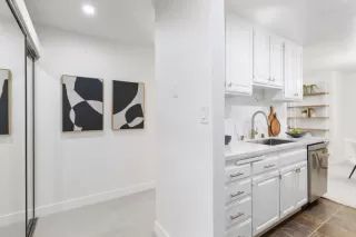 Photo #6: ML82036845 Listing