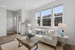 Photo #3: ML82036877 Listing 