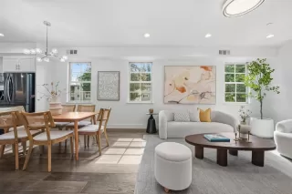 Photo #2: ML82036930 Listing 