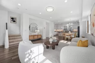 Photo #4: ML82036930 Listing 