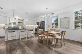 Photo #6: ML82036930 Listing 