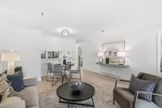 Photo #4: ML82036944 Listing