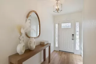 Photo #5: ML82036956 Listing 