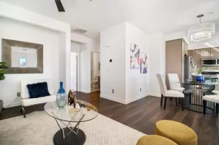 Photo #4: ML82036960 Listing