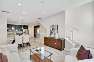 Photo #4: ML82036966 Listing 