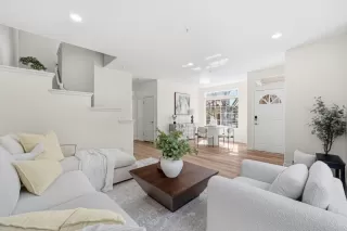 Photo #4: ML82036995 Listing