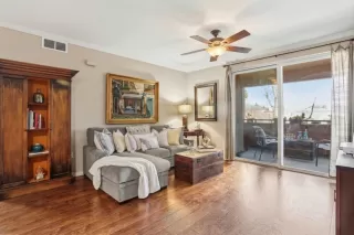 Photo #5: ML82037031 Listing 