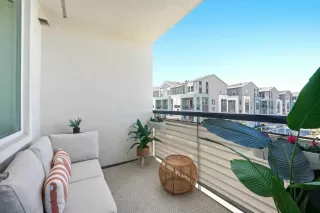 Photo #5: ML82037043 Listing 