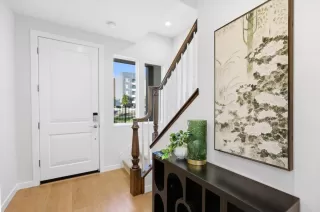 Photo #2: ML82037052 Listing 