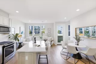 Photo #5: ML82037052 Listing 