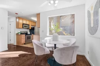 Photo #6: ML82037057 Listing 