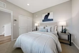 Photo #6: ML82037066 Listing 