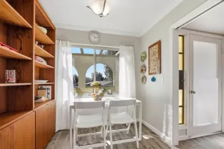 Photo #6: ML82037077 Listing 