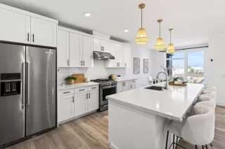 Photo #3: ML82037083 Listing 