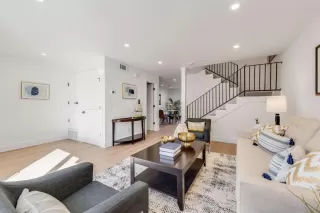 Photo #6: ML82037099 Listing 