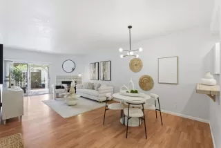 Photo #2: ML82037108 Listing 