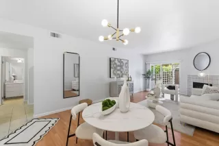 Photo #3: ML82037108 Listing 