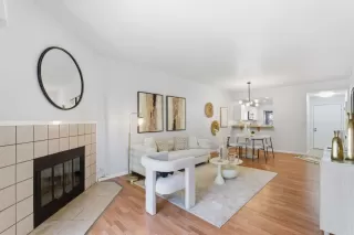 Photo #5: ML82037108 Listing 