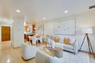 Photo #6: ML82037128 Listing 