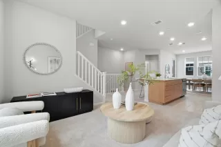 Photo #6: ML82037189 Listing 