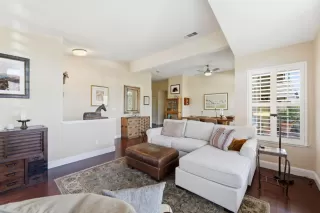 Photo #6: ML82037206 Listing 