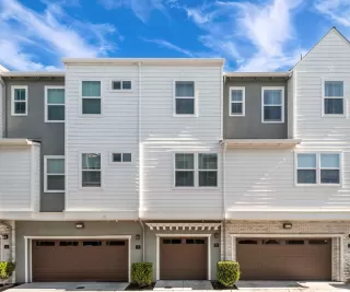 Photo #5: ML82037221 Listing 