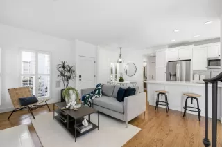 Photo #4: ML82037255 Listing 