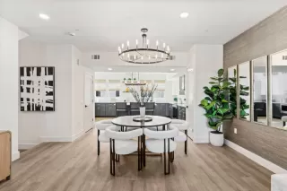 Photo #1: ML82037281 Listing 