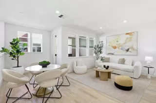 Photo #5: ML82037317 Listing 