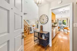 Photo #4: ML82037356 Listing 