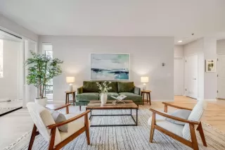 Photo #3: ML82037383 Listing 