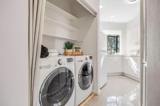 Photo #5: ML82037383 Listing 