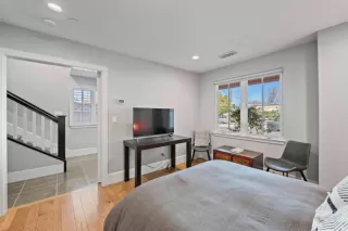 Photo #6: ML82037398 Listing 