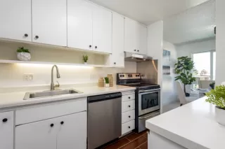 Photo #5: ML82037461 Listing 