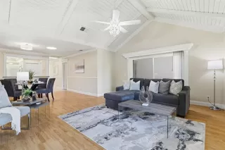 Photo #5: ML82037484 Listing 