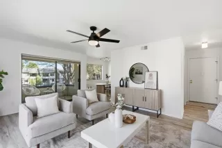 Photo #6: ML82037550 Listing 