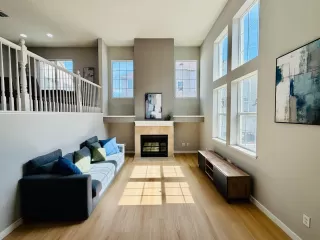 Photo #2: ML82037553 Listing 