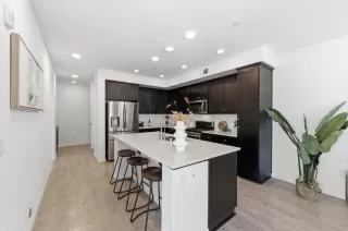 Photo #6: ML82037558 Listing 