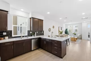 Photo #4: ML82037563 Listing 