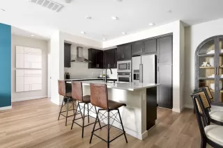 Photo #2: ML82037583 Listing 