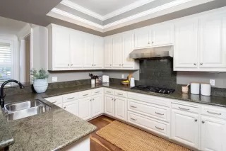 Photo #5: ML82037645 Listing