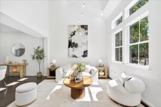 Photo #1: ML82037694 Listing